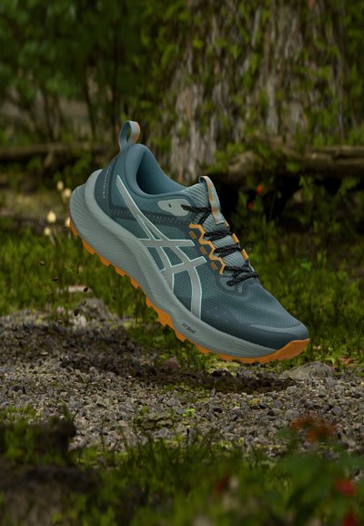 ASICS TRABUCO TERRA 3