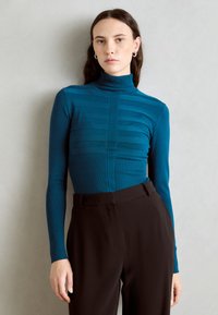 Morgan MENTOS - Strikkegenser - bleu canard