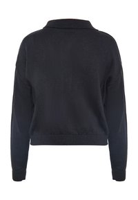 Schwarzer, gestrickter Pullover mit Kragen und lockerer Passform. Mit langen Ärmeln sowie gerippten Bündchen und Saum.