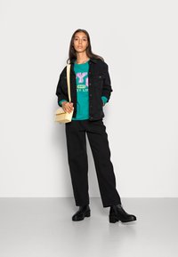 VILA VIRUST ORLEANS - Camisola - green