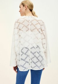 Next - CROCHET  REGULAR FIT - Vest - white Miniatuurafbeelding 1