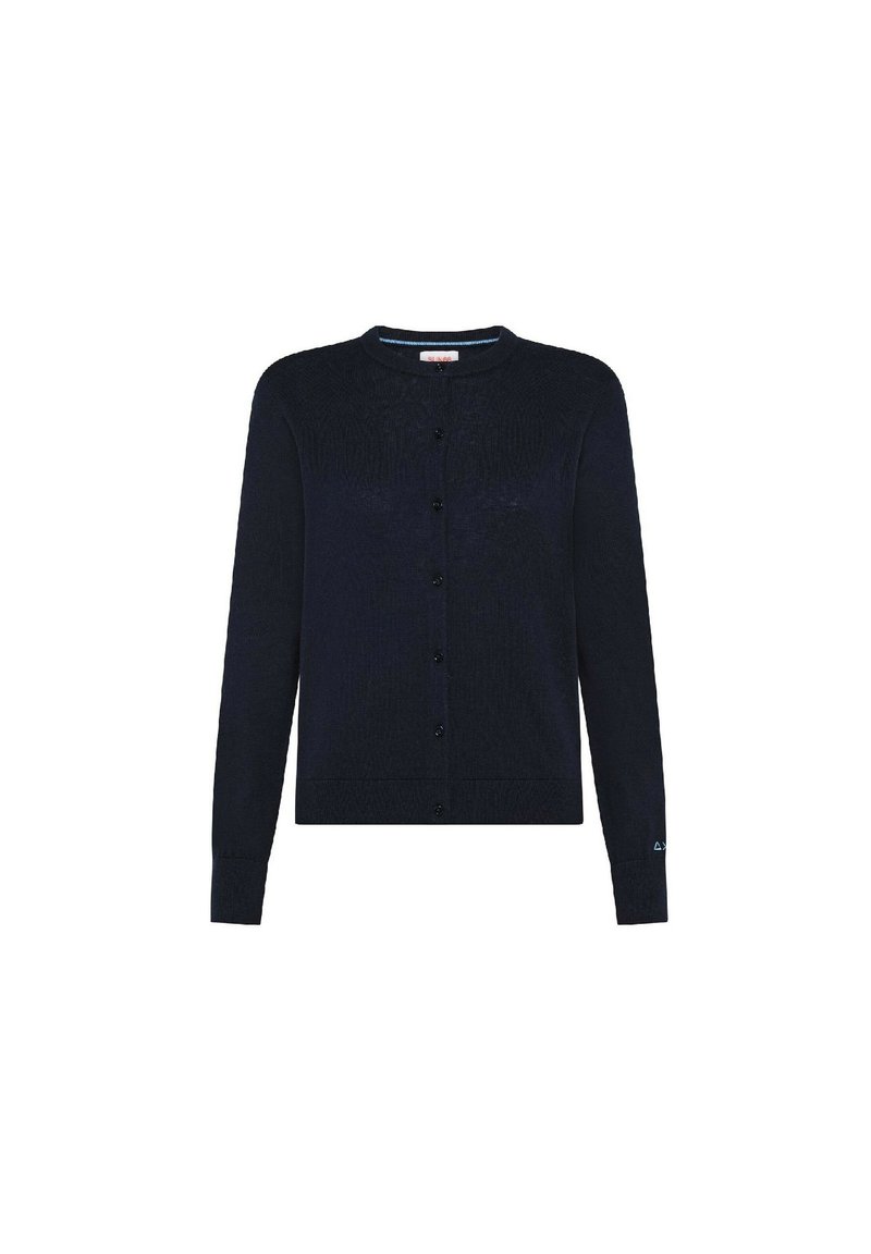 Cardigan blu navy con maniche lunghe, collo rotondo, bottoni frontali e un sottile motivo testurizzato. Realizzato in un morbido tessuto lavorato a maglia.