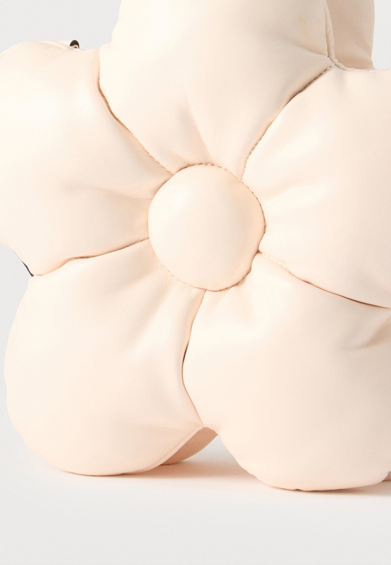 FFLOWER PUFF