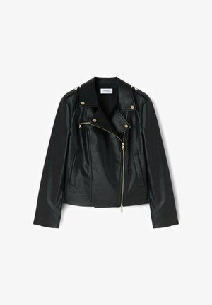 Czarna kurtka motocyklowa z eko skóry z asymetrycznym zamkiem z przodu, kieszenią na suwak na piersi i ozdobami na kołnierzu na zatrzaski.