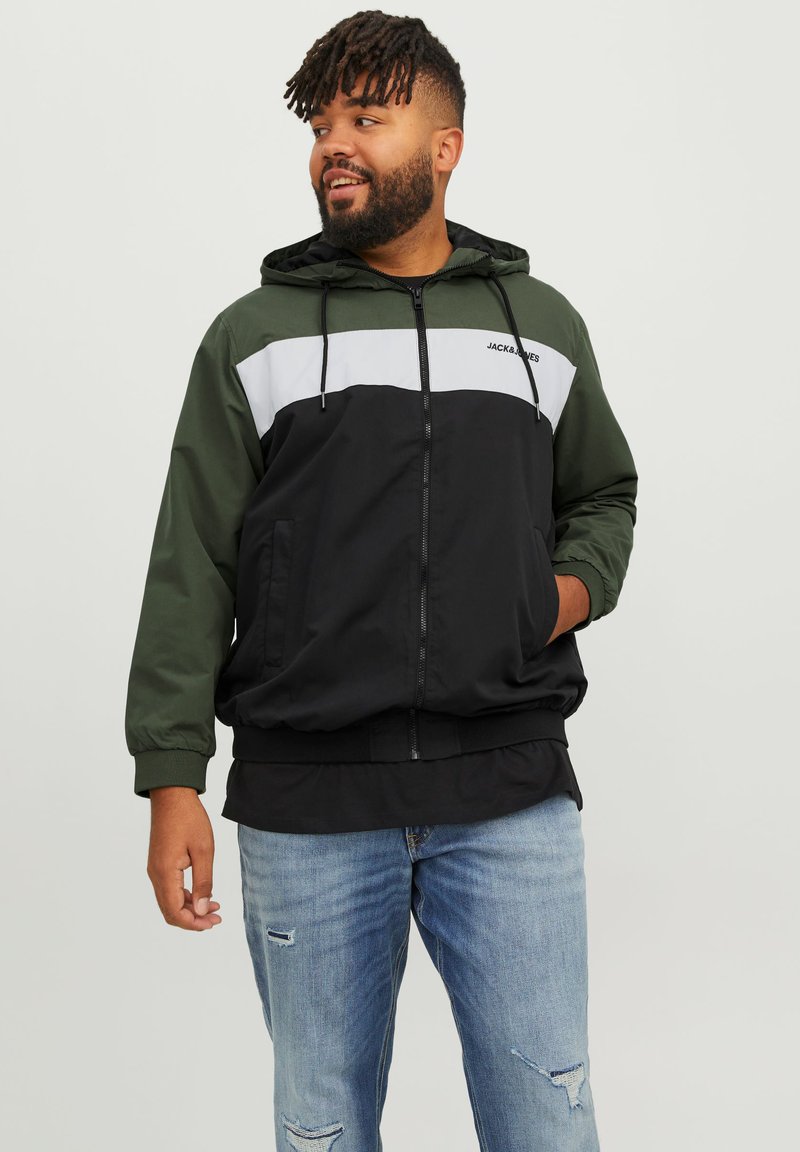 Jack & Jones - JJERUSH HOOD - Windbreaker - forest night, Vergrößern