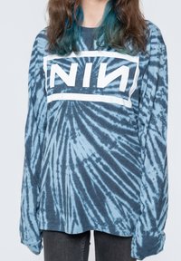Paradiso Clothing NINE INCH NAILS DIP DYE - Long sleeved top - blue