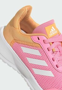 adidas Performance TENSOR - Sapatilhas para caminhada - bliss pink   cloud white   hazy orange