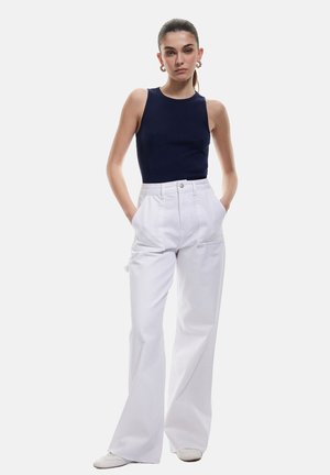 Koton WIDE - Flared Jeans - white