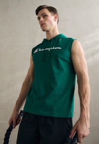 Champion ICONS HOODED SLEEVELESS - Top - dark green
