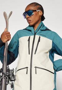 Peak Performance VERTICAL GORE-TEX PRO JACKET - Veste de ski - hydro fresh/sand fog/infinity teel
