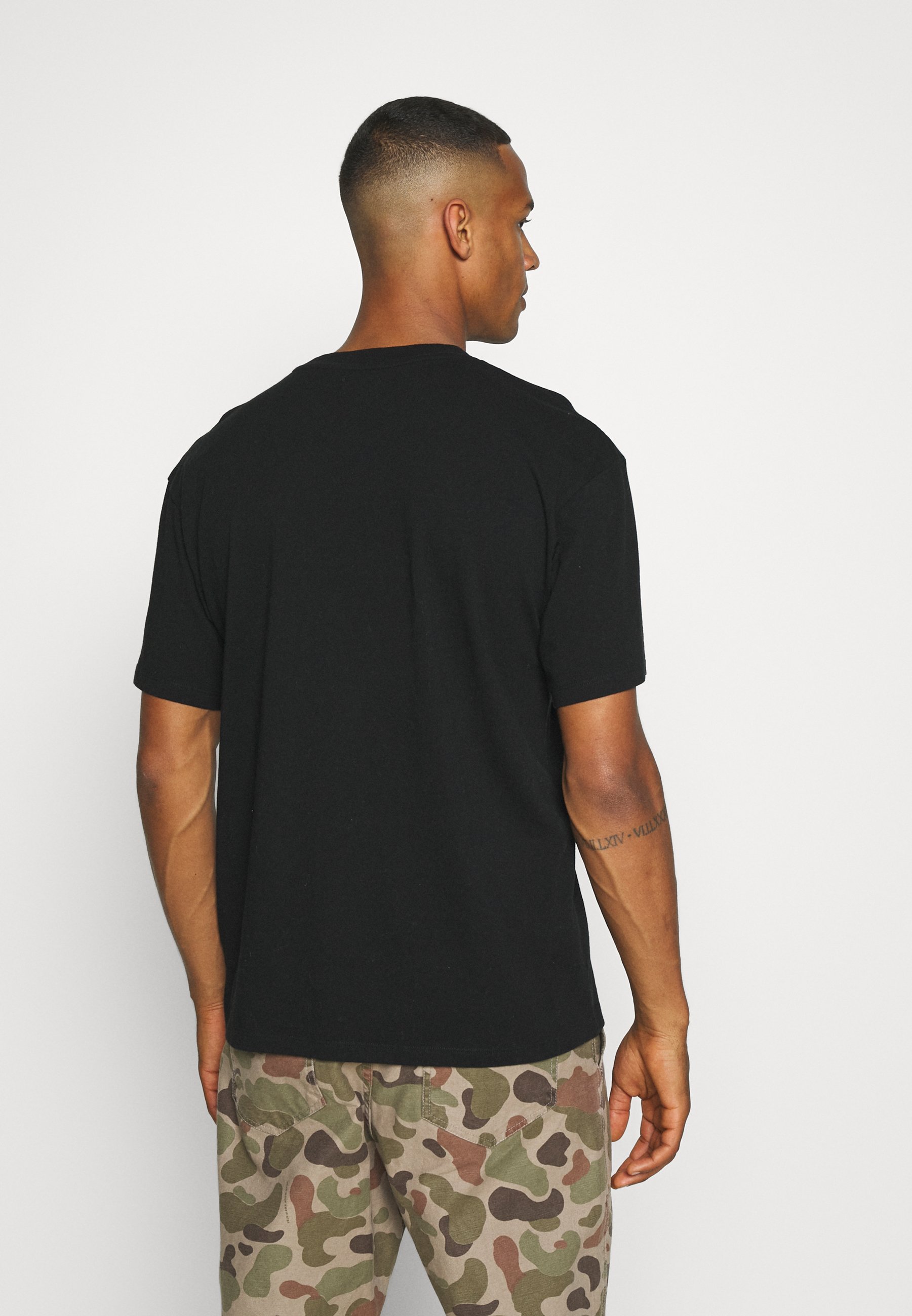 Women NAZO CHEST UNISEX - Basic T-shirt Women NAZO CHEST UNISEX - Basic T-shirt