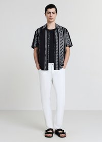 Calliope BOWLING FANTASIA ETNICA - Camicia - var nero