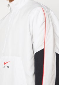 Nike Sportswear Träningsjacka - off-white