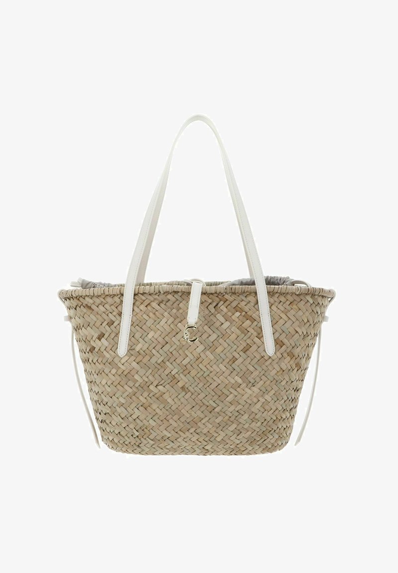 Borsa tote intrecciata in paglia con manici lunghi bianchi, una piccola chiusura con fibbia e lati con coulisse su sfondo bianco.