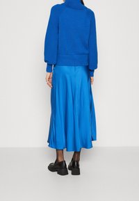 Esprit Sweter