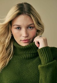 Laura Ashley Džemperis - green