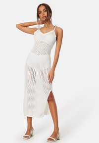 CROCHET KNITTED TIE STRAP DRESS - Etui-jurk - white