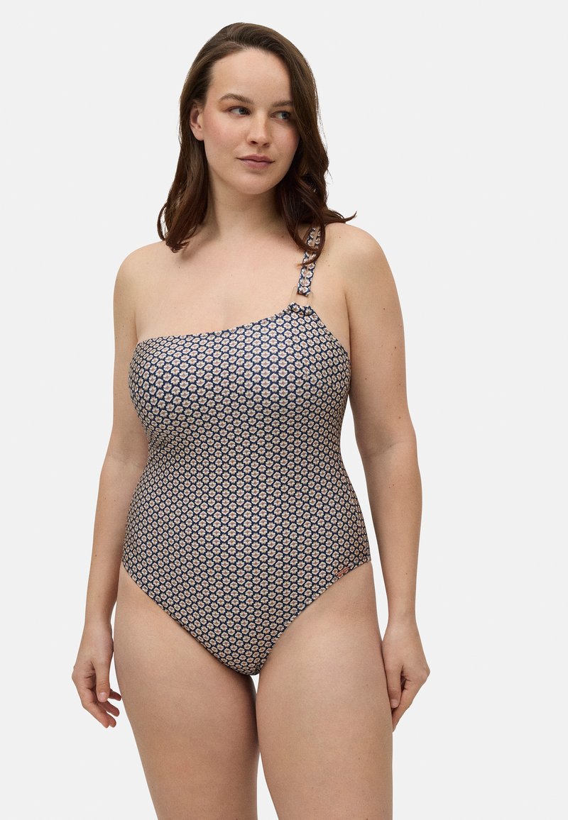 Bañador de un solo hombro en azul marino con un estampado floral. La tela tiene una textura suave y cuenta con una tira ajustable con un acento decorativo.