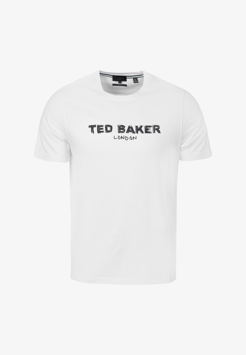 Weißes T-Shirt mit kurzen Ärmeln und Rundhalsausschnitt, mit schwarzem Aufdruck „TED BAKER LONDON“ auf der Brust, auf einfachem Hintergrund präsentiert.