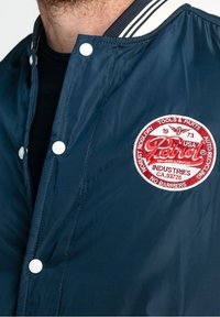 Petrol Industries Chaquetas bomber - blue
