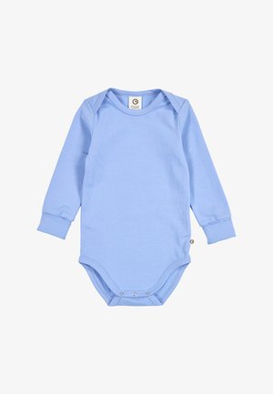 Vaaleansininen, pitkähihainen vauvan body, jossa on kirjekuorikaulus ja nepparit haaroissa. Yksinkertainen malli, jossa pieni merkkilappu kauluksessa.