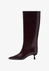 Selezionato, dark red