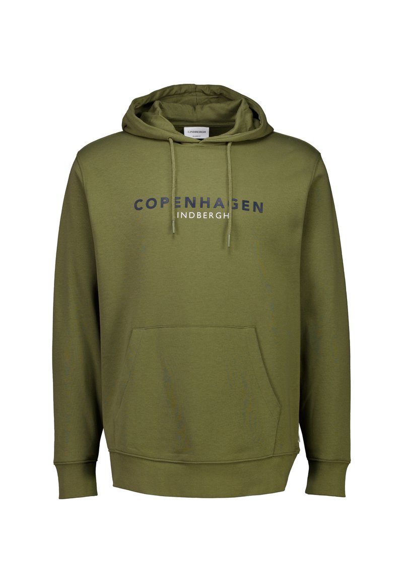Sudadera color verde oliva con bolsillo canguro frontal, capucha con cordón y la palabra "Copenhague" impresa en azul marino en el pecho. Tejido suave.