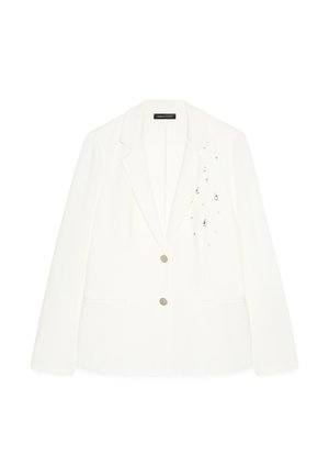Witte blazer met twee voorknopen, gestructureerde revers, twee zakken en kleine decoratieve zilveren versieringen op het rechterborstgebied.