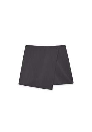 Enveloppe en tissu noir avec un design simple et moderne, dotée d'une texture lisse et d'une coupe angulaire. Convient à diverses options de style.