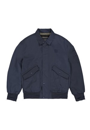 Marineblaue Bomberjacke aus glattem Stoff mit gerippten Bündchen, zwei vorderen Klapptaschen und einem Logo-Patch auf der Brust.