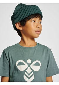 Hummel TRES  S/S - T-shirt print - laurel wreath