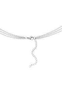 Zilveren multi-keten collier met een kreeftsluitingen, bestaande uit drie strengen met een fijne ketting en een verstelbare schakelverlenging.