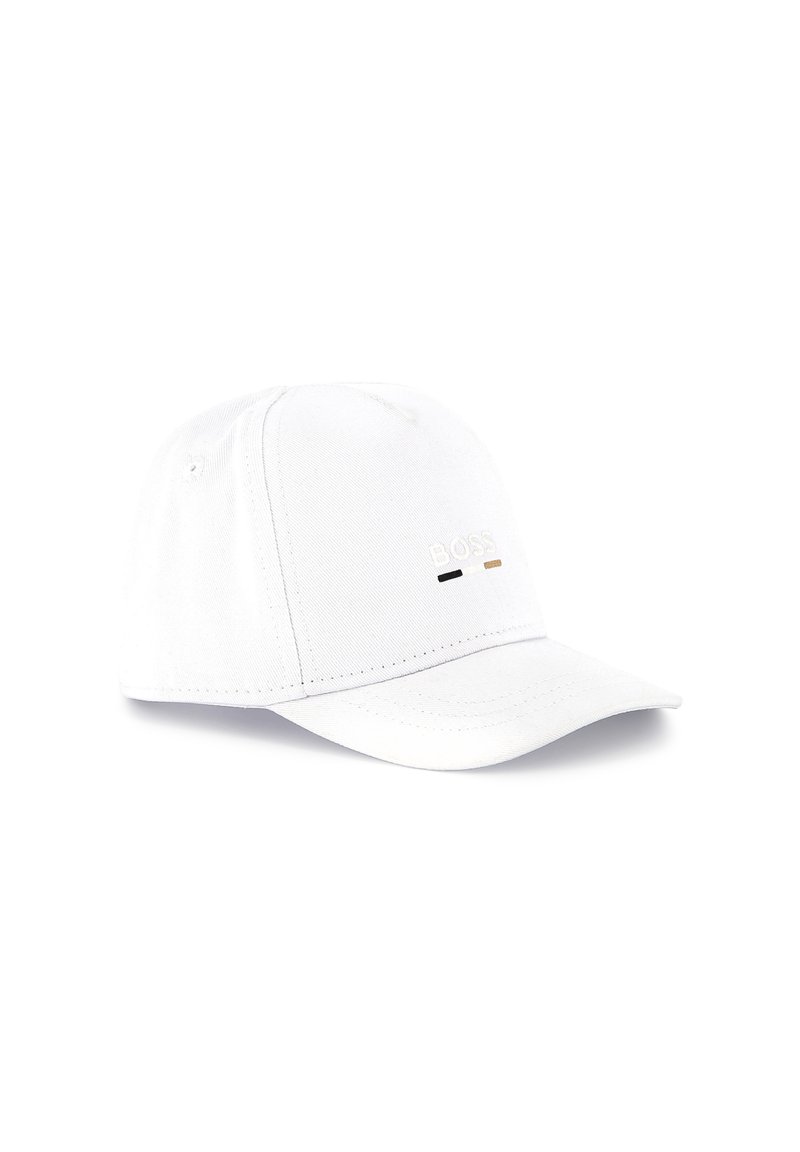 Witte baseballcap met een gebogen klep en geborduurd "BOSS"-logo in zwart en goud. Gemaakt van katoen met een gestructureerde afwerking.