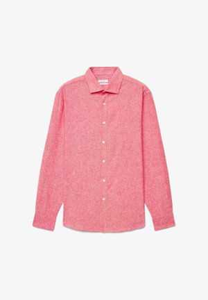 Langärmliges rosa Leinenhemd mit Knöpfen vorne und spitzem Kragen, flach auf weißem Hintergrund gelegen.