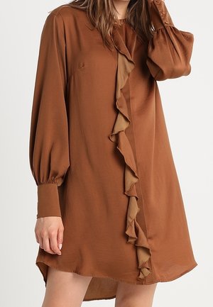 Day dress - brown