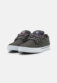 Etnies JAMESON 2 ECO - Sapatilhas - corrosion wash