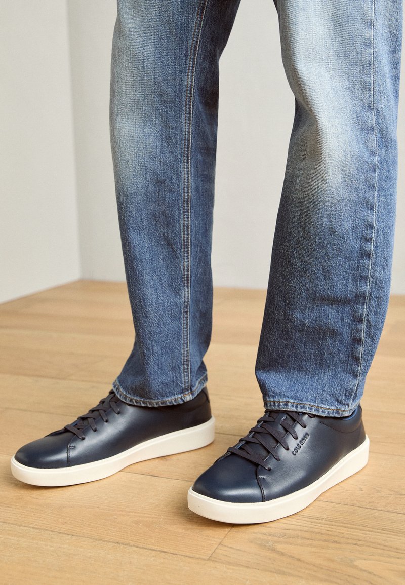 Cole Haan GRAND CROSSCOURT TRAVELER - Trainers - navy blazer/ensign  blue/ivory/dark blue - Zalando