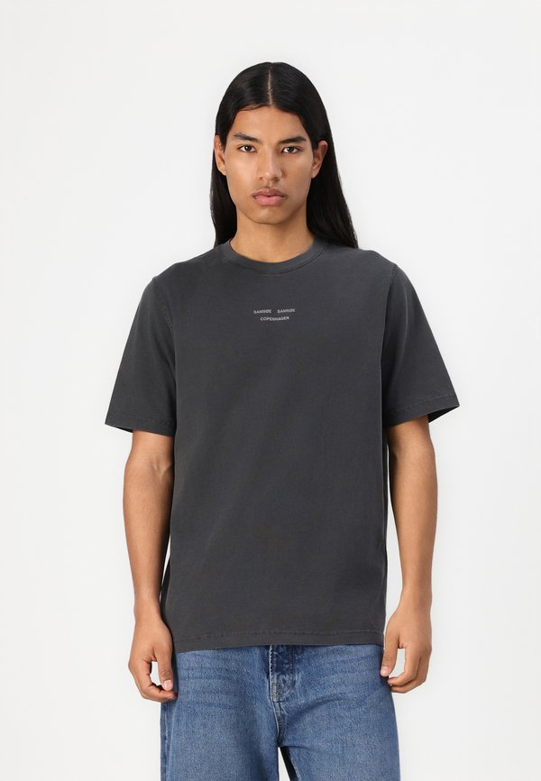 MARCUS - Basic T-shirt