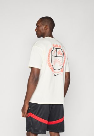 Nike Performance LEBRON JAMES TEE - Tričko s potlačou - sail
