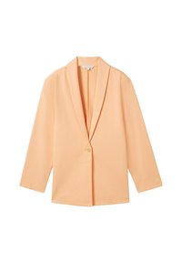 Blazer couleur pêche avec col châle, fermeture à un seul bouton et manches trois-quarts. Tissu lisse avec une texture minimale.