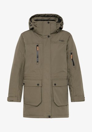 Olivově zelená parka s kapucí, vybavená zipovými kapsami na hrudi a na bocích, zapínáním na patentky a kontrastními koženými detaily.