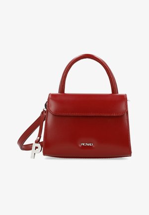 Sac à main en cuir rouge avec une poignée supérieure, une bandoulière détachable et un logo argenté "PICARD" sur le rabat avant.