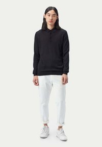 GOBI Cashmere Långärmad tröja - black