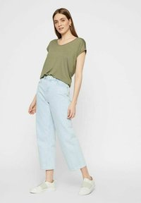 Pieces PCBILLO TEE SOLID - Basic póló - deep lichen green