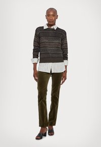 Lauren Ralph Lauren STRETCH CORDUROY STRAIGHT TROUSER - Pantaloni - botanic green