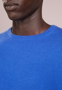 pure cashmere MEN CREW NECK SWEATER - Camisola - royal blue
