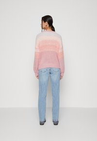 VILA VICHOCA - Neule - peach whip/pink tones