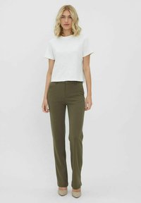 Vero Moda VMZAMIRA STRAIGHT - Trousers - tarmac