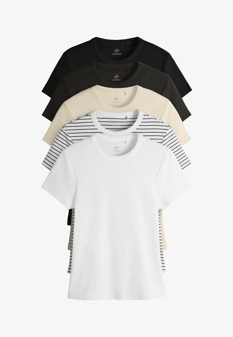 Sæt af fem t-shirts: sort, mørkegrøn, beige, stribet beige og hvid. Bomuldsstof, rund hals, korte ærmer, glat tekstur.