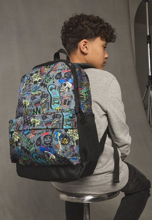 Next, Tagesrucksack - grey print